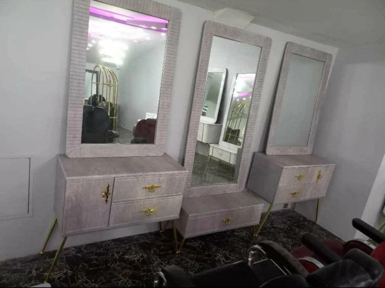 آینه کنسول کرکره ای