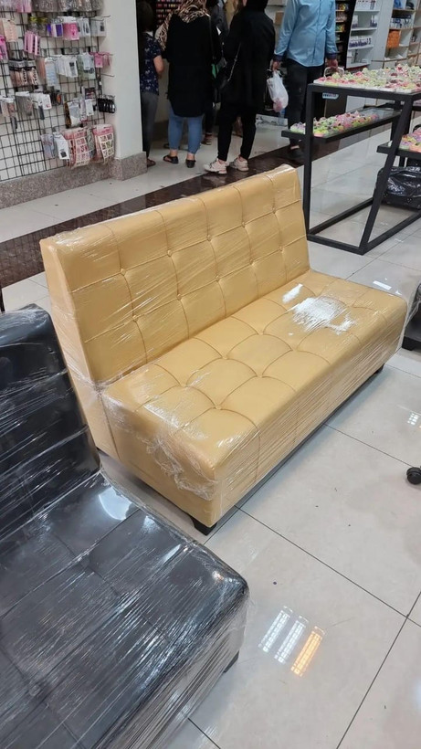 مبل انتظار شیک و کمجا مناسب آرایشگاه و کلینیک