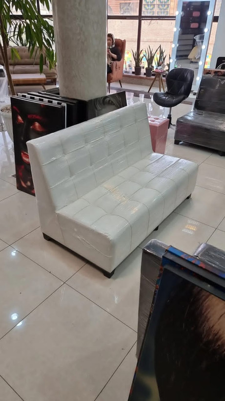 مبل انتظار شیک و کمجا مناسب آرایشگاه و کلینیک