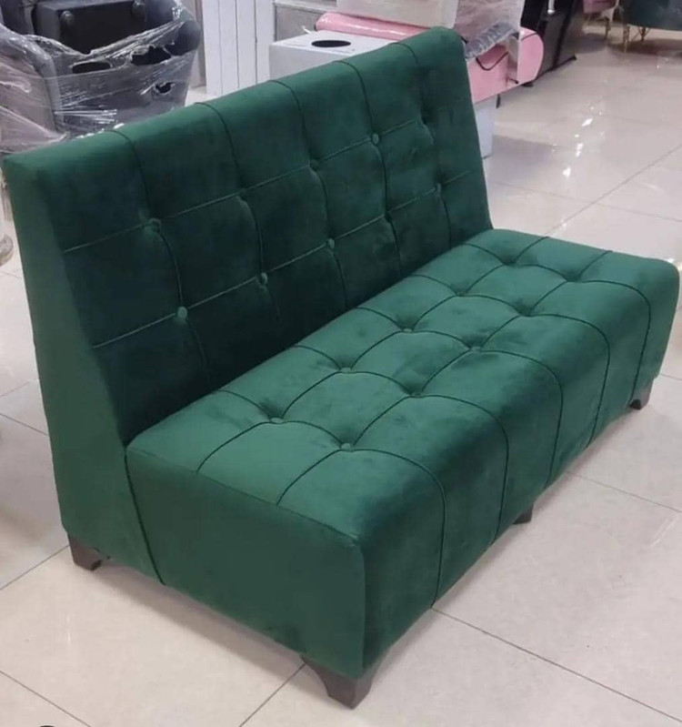 نیمکت انتظار پشتی دار سه نفره